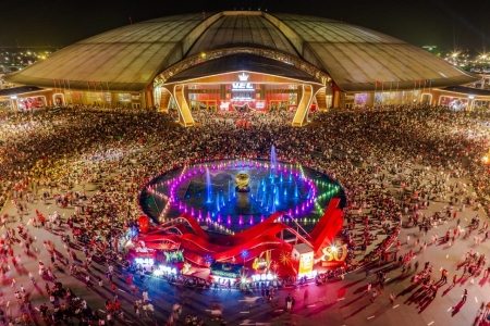 Trung tâm Triển lãm Việt Nam bùng nổ với gần 4 triệu khách trong 6 ngày, đủ tầm đăng cai những sự kiện toàn cầu