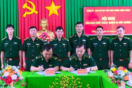 Biên phòng Tây Ninh: Bàn giao chức trách, nhiệm vụ Đồn trưởng
