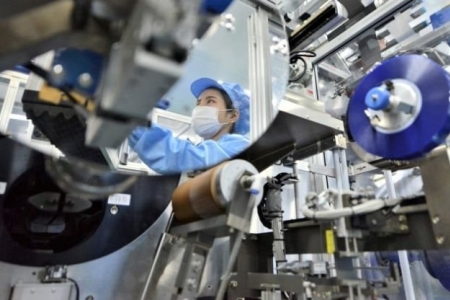 VCCI ủng hộ bãi bỏ thủ tục chấp thuận đầu tư ra nước ngoài, dòng vốn Việt Nam tăng mạnh