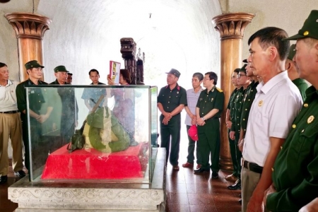 Khách thăm di tích Thành Cổ Quảng Trị tăng đột biến từ hiệu ứng phim "Mưa đỏ"