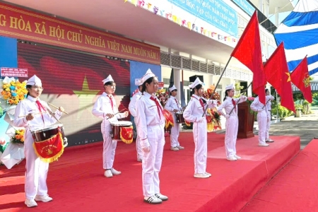 Đà Nẵng rộn ràng khai giảng năm học mới: Kỳ vọng mới – đột phá mới