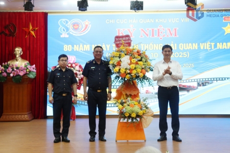 Hải quan khu vực VIII tổ chức Lễ kỷ niệm 80 năm Ngày truyền thống Hải quan Việt Nam