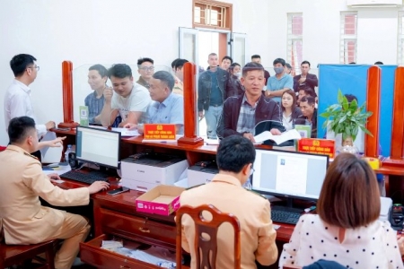 Nghệ An triển khai cấp đổi giấy phép lái xe trực tuyến 100%