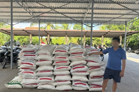 Tây Ninh: Bắt quả tang đối tượng vận chuyển 4,4 tấn đường lậu
