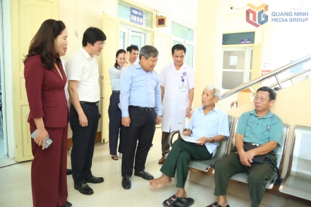 Quảng Ninh: “Sắp xếp, tổ chức lại hệ thống y tế phải nhằm mục tiêu nâng cao chất lượng phục vụ Nhân dân”