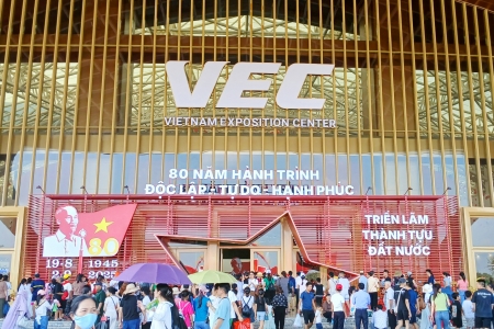 Chuẩn bị Lễ bế mạc Triển lãm thành tựu đất nước