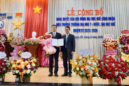 Giáo sư. Tiến sĩ Nguyễn Vũ Quốc Huy tiếp tục giữ cương vị Hiệu trưởng Trường Đại học Y- Dược, Đại học Huế nhiệm kỳ 2025- 2030