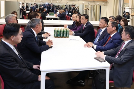 Phó Thủ tướng Lê Thành Long tiếp các đối tác Nhật Bản