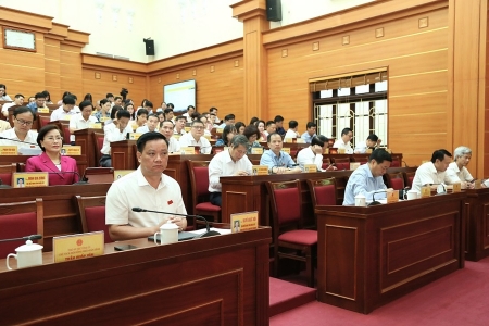 Hưng Yên thông qua nhiều quyết định quan trọng