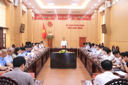 Ninh Bình tổ chức Hội nghị thường kỳ tháng 8