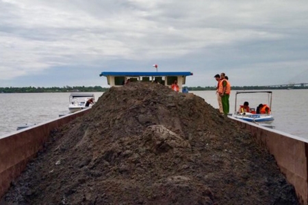 Cần Thơ lập Tổ công tác liên ngành quản lý, giám sát, kiểm tra hoạt động khai thác các mỏ cát sông