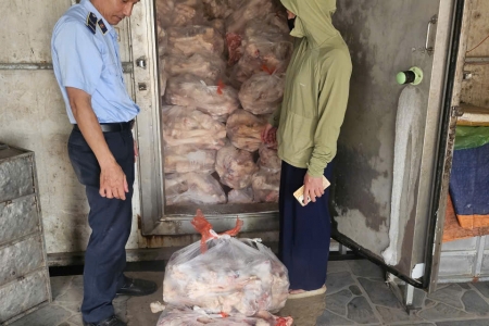 Hà Nội thu giữ 3.500 kg xương bò không rõ nguồn gốc