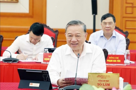 Bộ Chính trị làm việc với Ban Thường vụ Đảng ủy Quốc hội