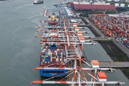 TP. HCM định hướng đẩy mạnh phát triển giao thông đường thủy