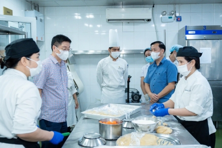 Hà Nội tăng cường kiểm soát an toàn thực phẩm dịp Trung thu 2025