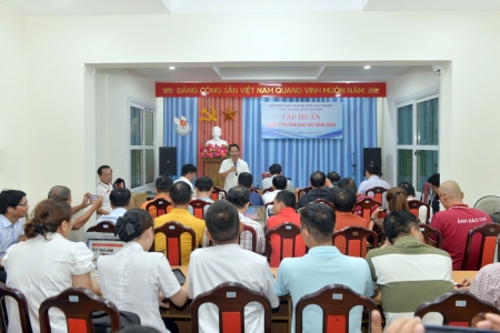 Tập huấn ảnh báo chí và ngôn ngữ tạo hình nhiếp ảnh nghệ thuật