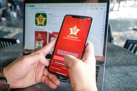 Không yêu cầu công dân xuất trình giấy tờ đã tích hợp trên VNeID