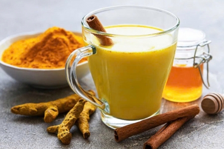 6 tác dụng tuyệt vời của nước nghệ đối với sức khỏe