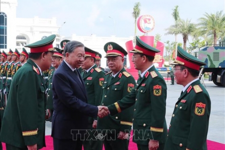 Tổng Bí thư Tô Lâm: Đẩy mạnh phát triển công nghiệp quốc phòng theo hướng chủ động, tự lực, tự cường, lưỡng dụng, hiện đại