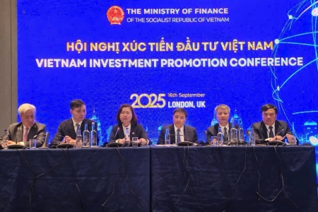 Bộ Tài chính tổ chức thành công Hội nghị xúc tiến đầu tư tại Vương quốc Anh