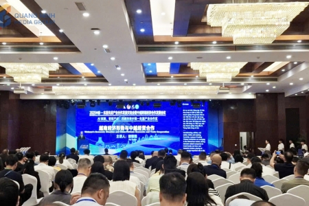 Đoàn công tác tỉnh Quảng Ninh tham dự hội nghị phát triển hợp tác kinh tế xuyên biên giới Trung - Việt