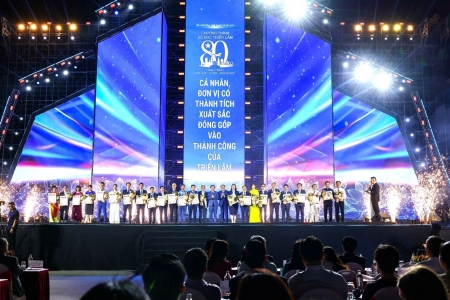 Gian hàng Hòa Phát là “Không gian trưng bày tiêu biểu” tại Triển lãm A80