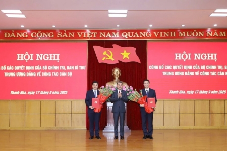 Thanh Hóa: Công bố quyết định của Bộ Chính trị, Ban Bí thư về công tác cán bộ