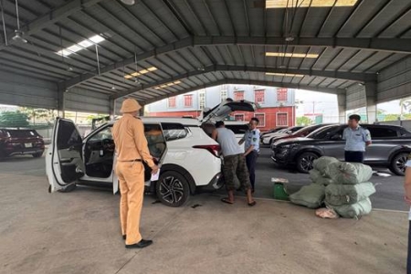 Công an Ninh Bình quyết liệt đấu tranh chống buôn lậu, gian lận thương mại và hàng giả