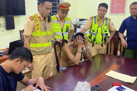 Công an Thanh Hóa tuần tra kiểm soát, bắt giữ đối tượng tàng trữ ma túy