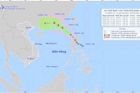Áp thấp nhiệt đới đi vào Biển Đông giật cấp 9