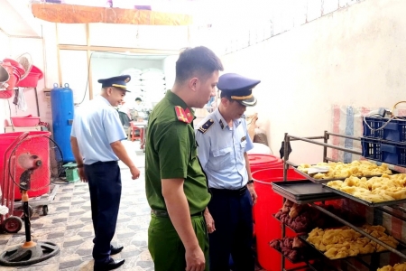 Lạng Sơn: Xử phạt cơ sở sản xuất bánh trung thu vi phạm an toàn thực phẩm