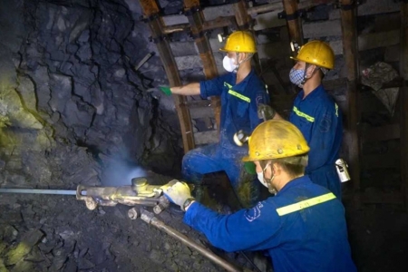 Công ty cổ phần than Hà Lầm - Vinacomin ổn định sản xuất ngay từ những ngày đầu năm 2025