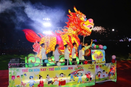 Tổ chức Cuộc thi rước đèn Trung thu tỉnh Thái Nguyên năm 2025