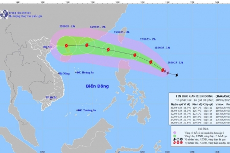 Bão RAGASA tiếp tục mạnh lên, gió giật trên cấp 17, vùng gần tâm bão mạnh cấp 14-16
