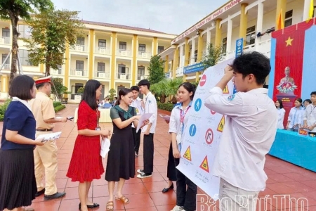 Phú Thọ đẩy mạnh giáo dục pháp luật về an toàn giao thông trong năm học 2025-2026