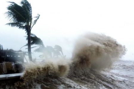Bão Ragasa mạnh lên thành siêu bão: Chính phủ Philippines ra lệnh sơ tán, cấm tàu thuyền ra khơi vùng nguy hiểm