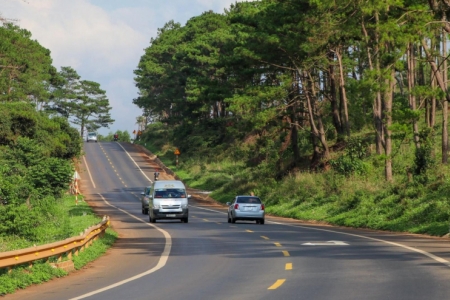 Yêu cầu tăng cường kiểm soát chất lượng và tiến độ dự án đường Hồ Chí Minh