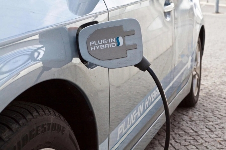 Toyota phát triển ứng dụng game hóa để khuyến khích tài xế sạc xe hybrid