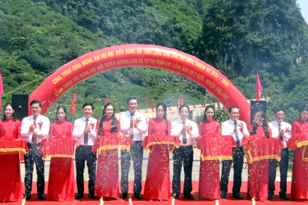 Lạng Sơn: Khánh thành và gắn biển công trình giao thông chào mừng Đại hội Đảng bộ tỉnh lần thứ XVIII