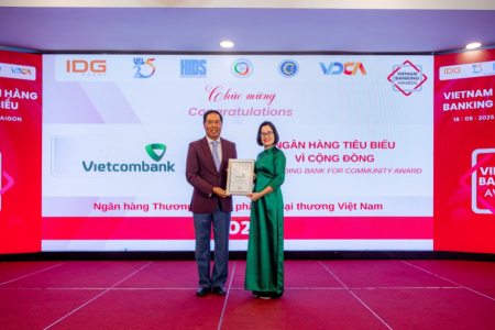 Vietcombank ghi dấu ấn tại Diễn đàn Ngân hàng Bán lẻ Việt Nam 2025