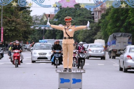 Tai nạn giao thông ở Nghệ An giảm cả 3 tiêu chí trong 9 tháng đầu năm 2025