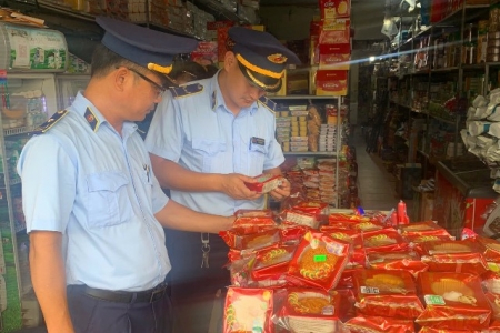 Tháng 9/2025, Nghệ An xử lý 189 vụ vi phạm thương mại dịp Tết Trung thu 2025