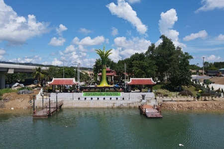 Những huyền thoại bất tử bên dòng sông xanh Long Đại