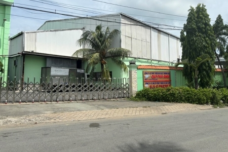 Tây Ninh: Công ty S.A.C PHARMA bị xử phạt, buộc tiêu hủy hơn 11.800 lon sữa bột vi phạm