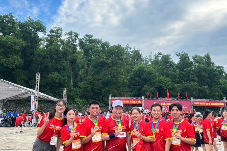 Đồng chí Lê Tiến Châu – Bí thư Thành ủy Hải Phòng tham dự giải chạy