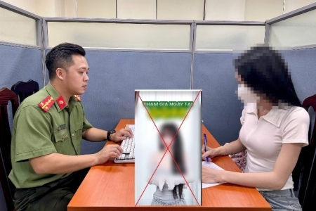 Hà Nội xử phạt “hotgirl” quảng cáo đánh bạc trên Facebook