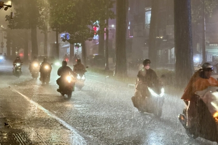 TP. HCM tiếp tục có mưa do ảnh hưởng của hoàn lưu bão Bualoi