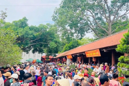 Di sản văn hóa thế giới Côn Sơn - Kiếp Bạc đón khoảng 6,5 vạn lượt du khách