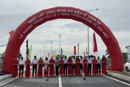Vĩnh Long: Khởi công, khánh thành 6 dự án chào mừng Đại hội đại biểu Đảng bộ tỉnh lần I