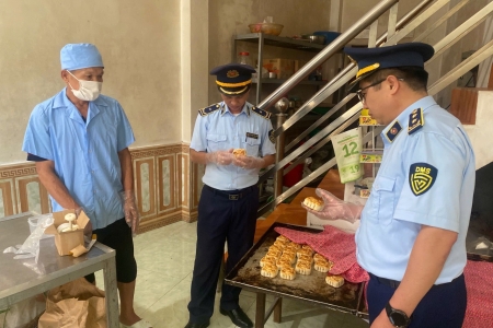 Lạng Sơn: Quyết liệt ngăn chặn đồ chơi bạo lực, thực phẩm kém chất lượng dịp Tết Trung thu 2025